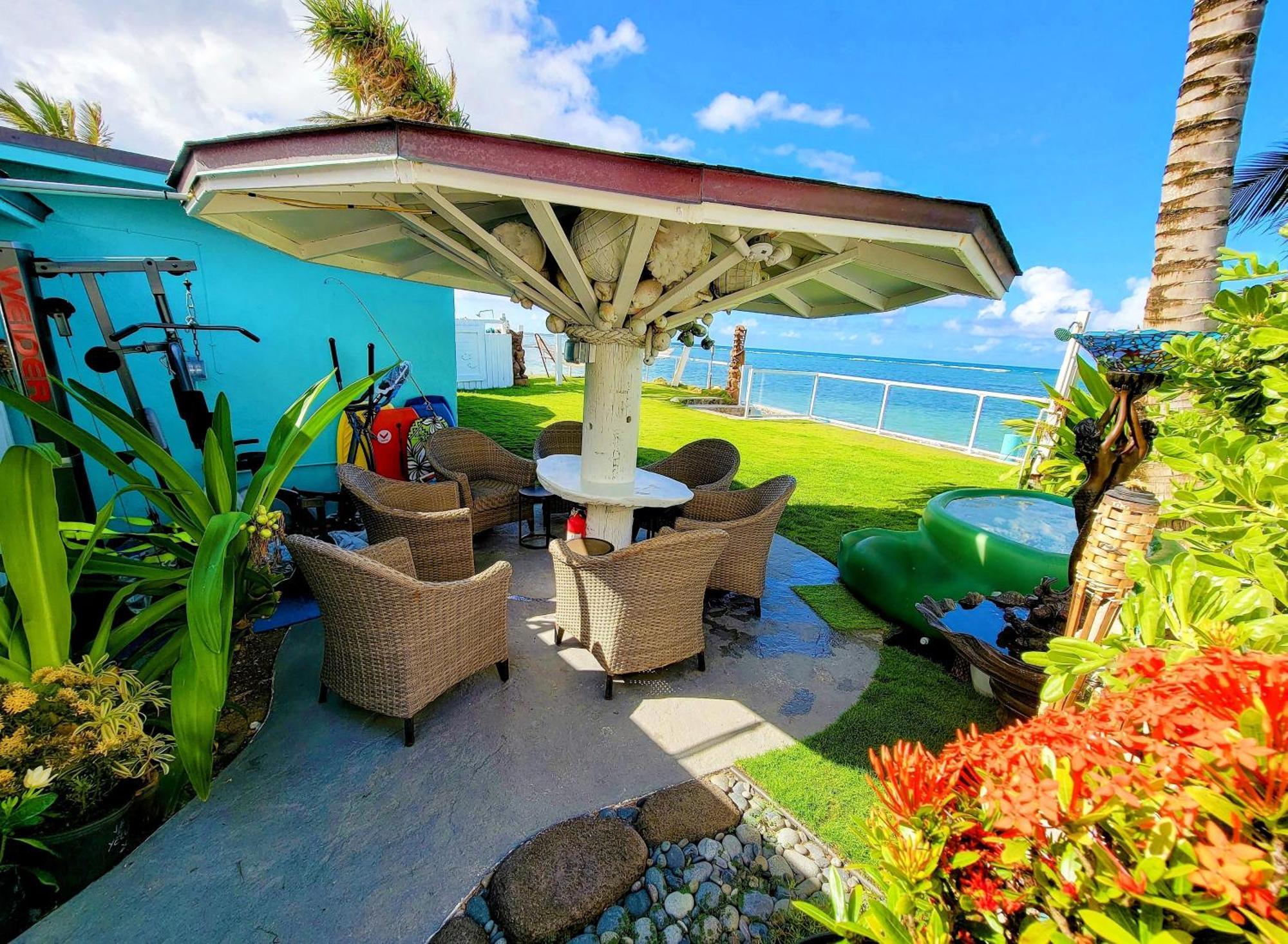 Corner Luxury Ethereal Hawaii Beachfront Estate For Monthly Rental With Private Beach & 3 Beachfront Jacuzzis & Snorkeling Reef & Jurassic Park Film Site Punaluu Esterno foto